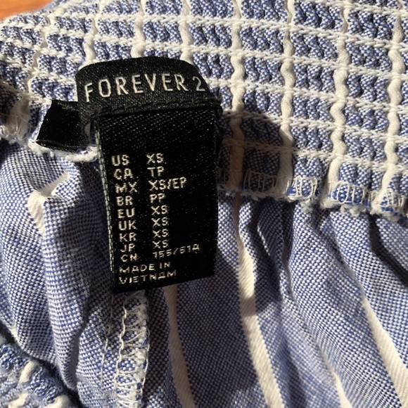 blue and white stripe shorts - Picture 3 of 3